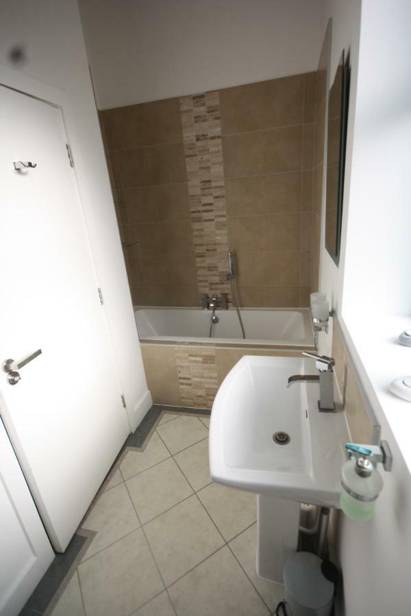 Holiday Home Hot Tub & Sauna Борнмут Екстер'єр фото